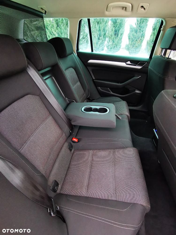 Volkswagen Passat 2.0 TDI BlueMotion Technology Highline - 11