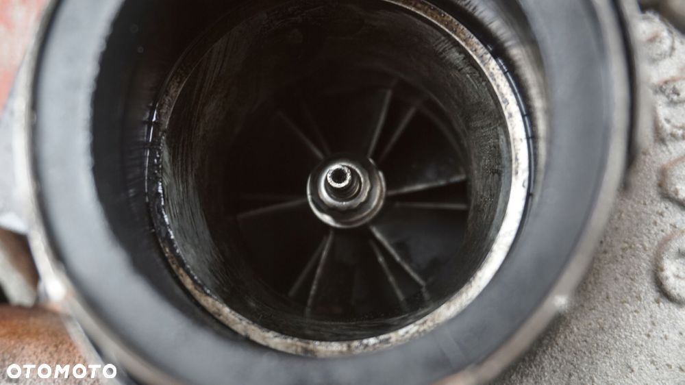 S60 V70 XC7 2.4 D5 08r 185KM D5244T4 turbina 30757080 757779-10 - 5