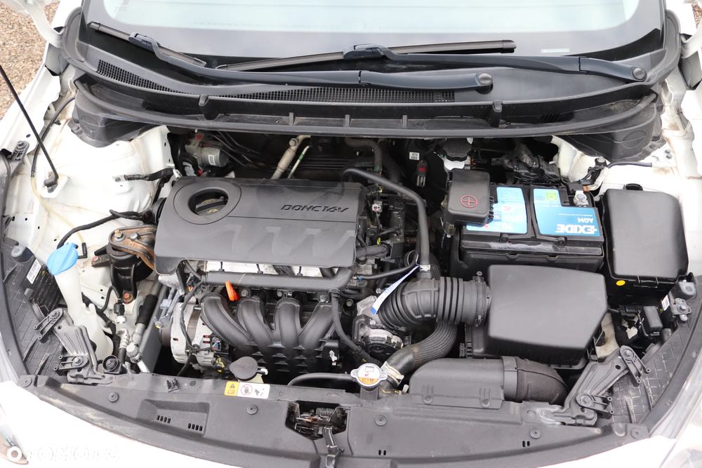 Hyundai i30 blue 1.4 Trend - 26