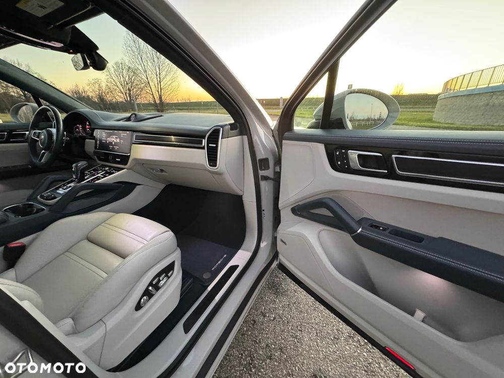 Porsche Cayenne GTS Tiptronic S - 30