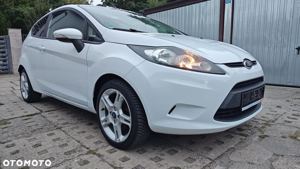 Ford Fiesta 1.4 TDCi Champions Edition - 9