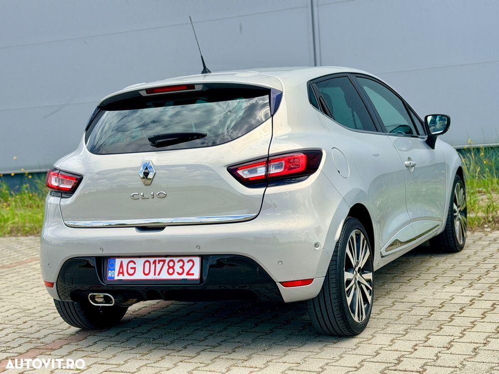 Renault Clio - 9