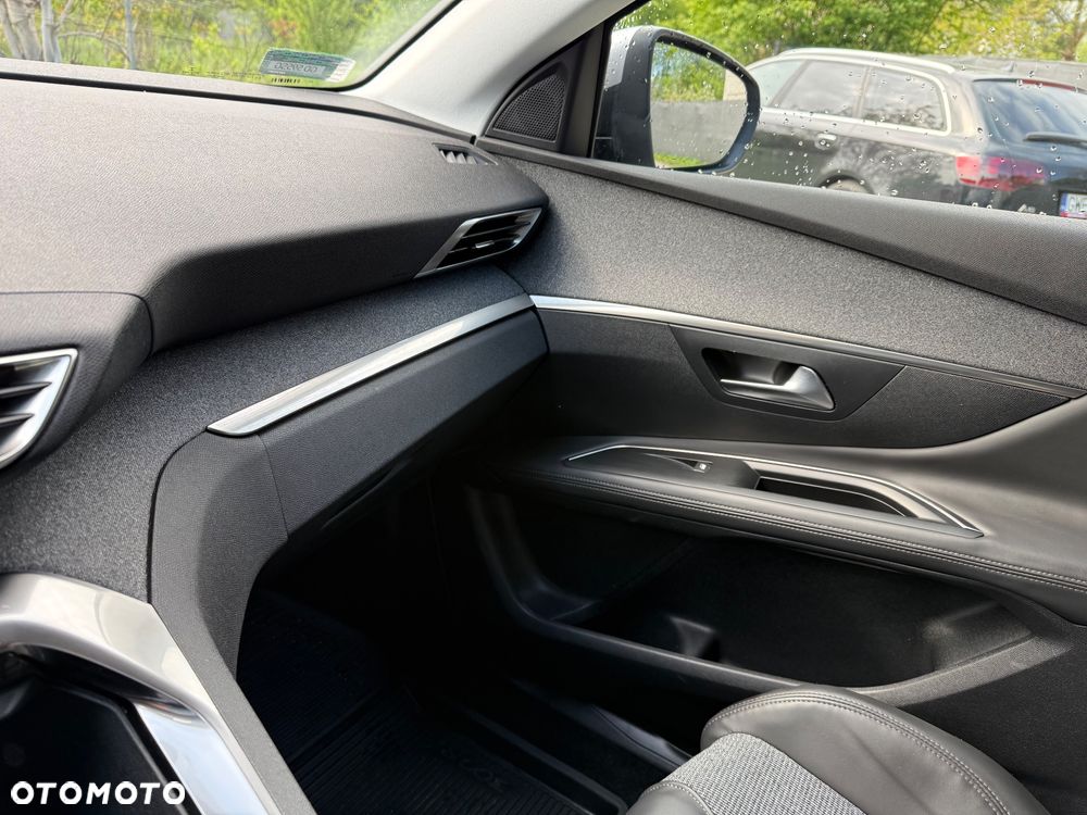 Peugeot 3008 1.6 BlueHDi Allure S&S - 5