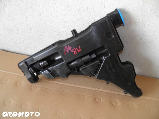 ZBIORNIK SPRYSKIWACZY AUDI A4 B9 XENON 8W0955451L - 2