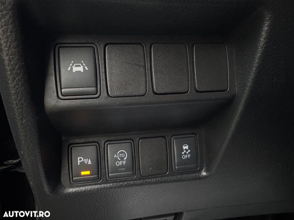 Nissan Qashqai 1.5 DCI TEKNA - 17