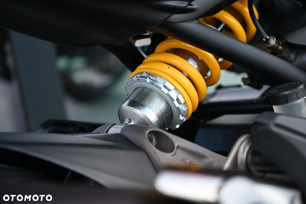 Ducati Monster - 27