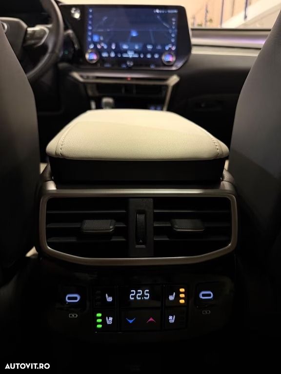 Lexus Seria RX 450h+ E-Four PHEV Luxury - 23