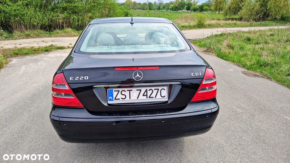 Mercedes-Benz Klasa E 220 CDI Automatik Classic - 8
