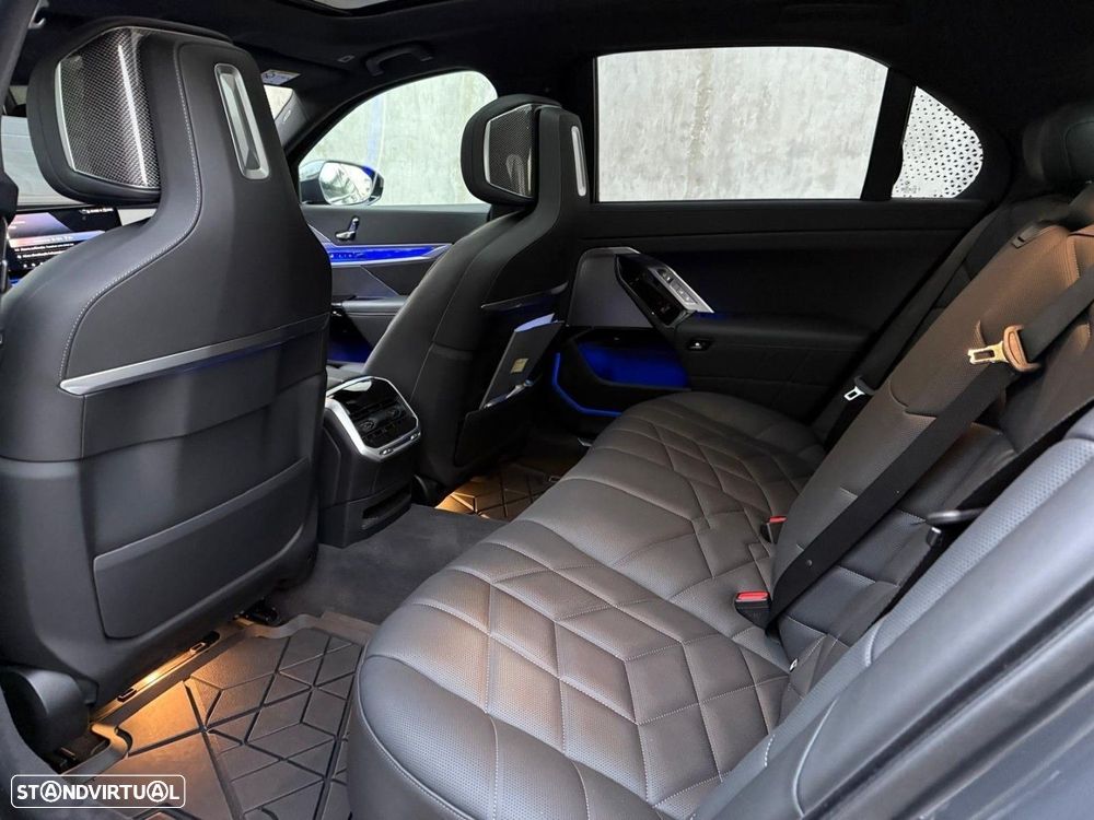 BMW i7 xDrive60 Pack Desportivo M Pro - 15
