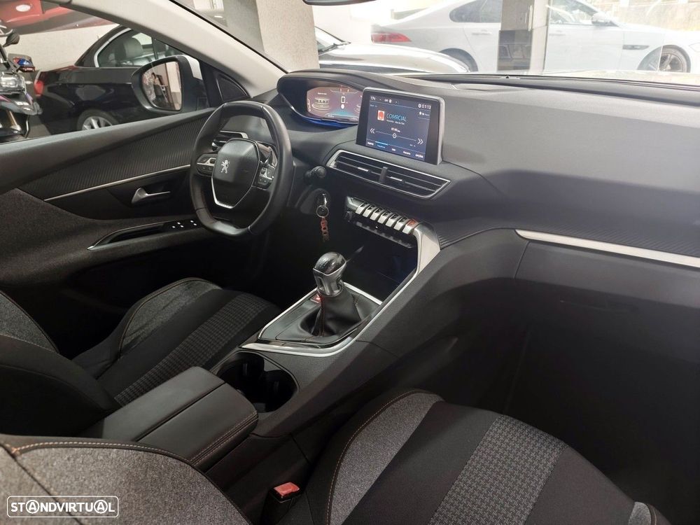 Peugeot 3008 1.6 BlueHDi Active - 16