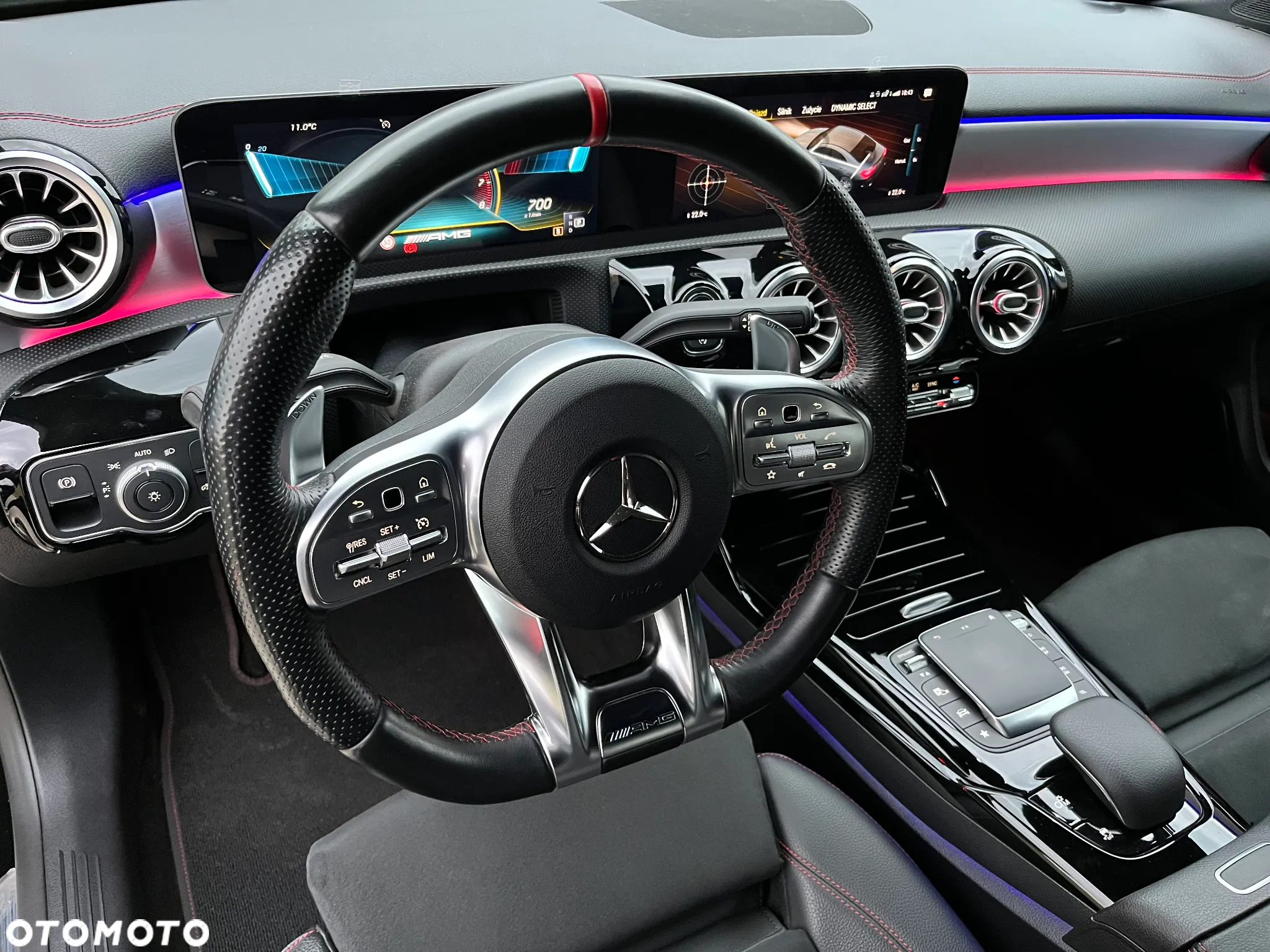 Mercedes-Benz CLA AMG 35 4-Matic 7G-DCT - 23