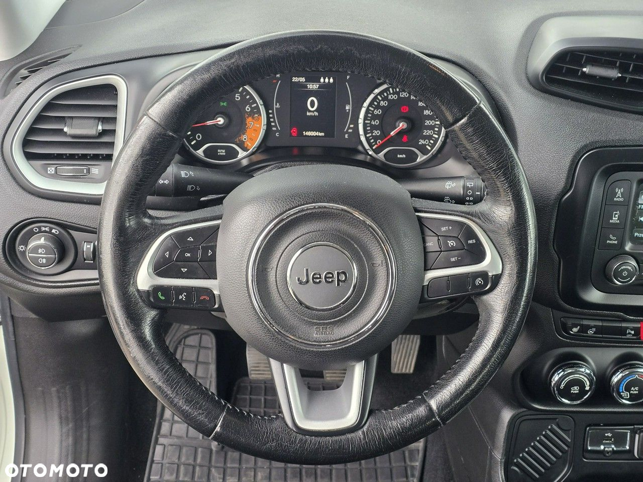 Jeep Renegade - 26