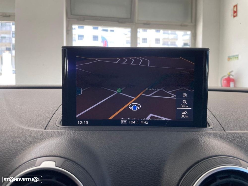 Audi A3 Sportback 30 TDI Design - 37