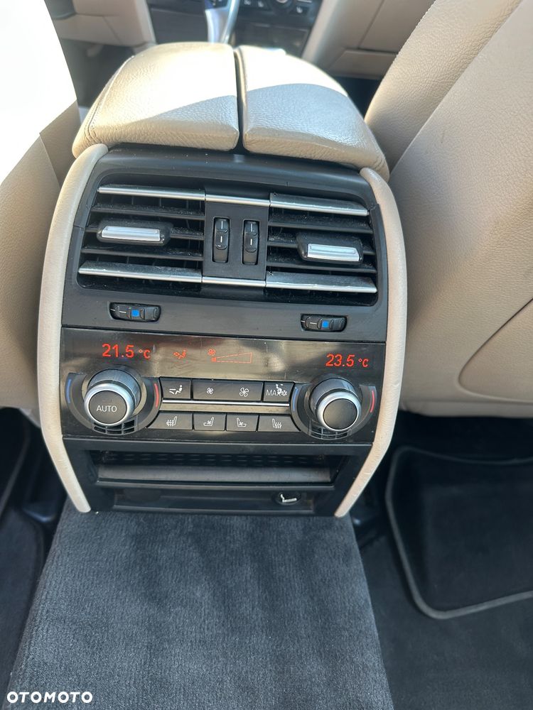 BMW Seria 7 730Ld - 14
