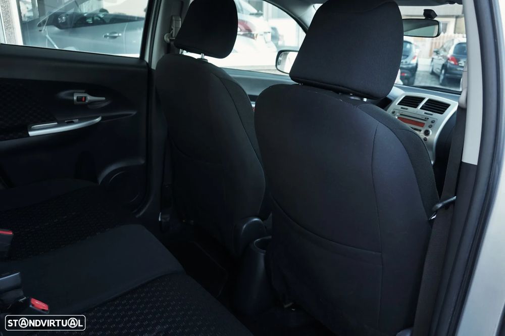 Toyota Urban Cruiser 1.33 4x2 Town - 18