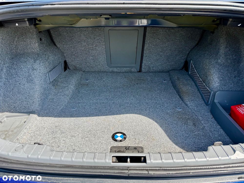 BMW Seria 3 - 18