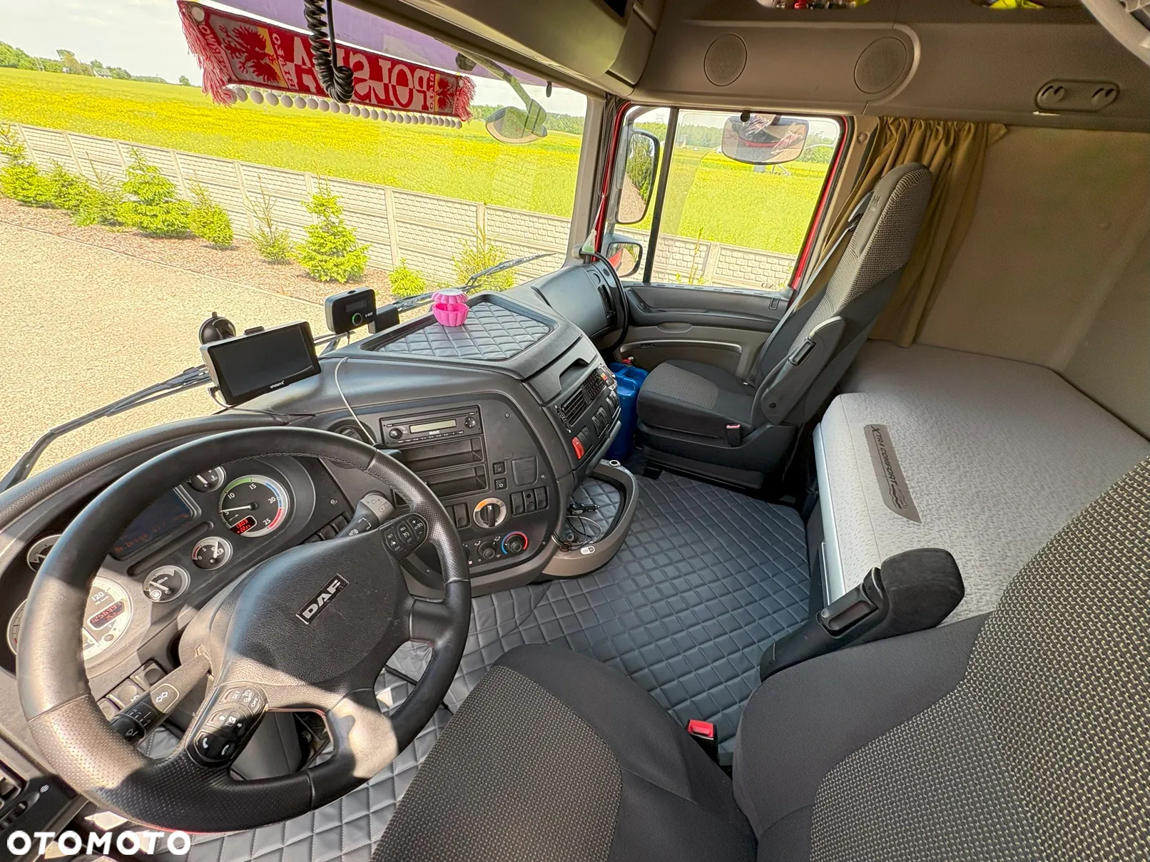 DAF XF - 10