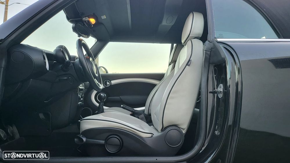 MINI Cabrio Cooper D - 16