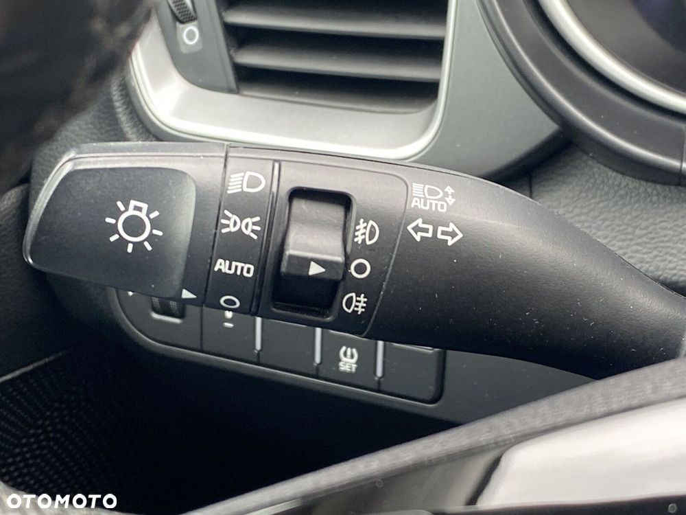 Kia Ceed - 19