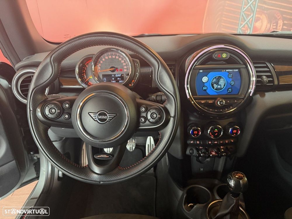 MINI 3 Portas One JCW - 12