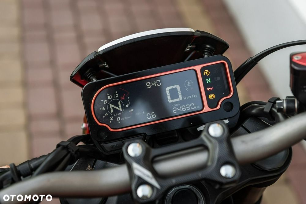 Honda CB - 7