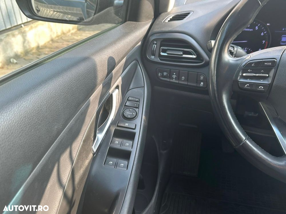 Hyundai i30 1.5 110CP 5DR M/T Highway - 7
