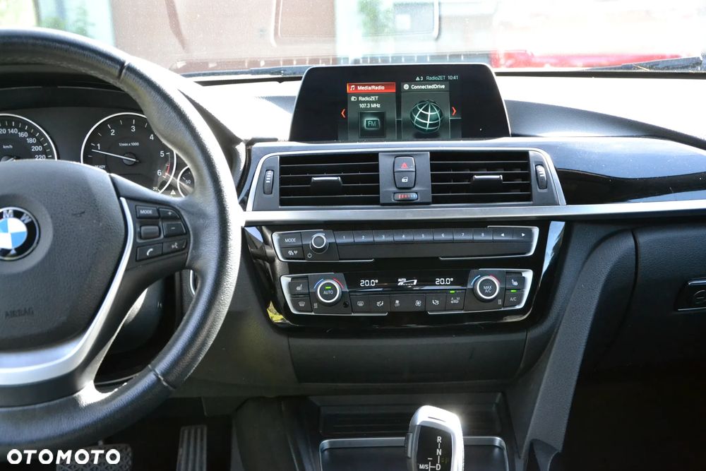 BMW Seria 3 320d Luxury Line Purity sport - 9