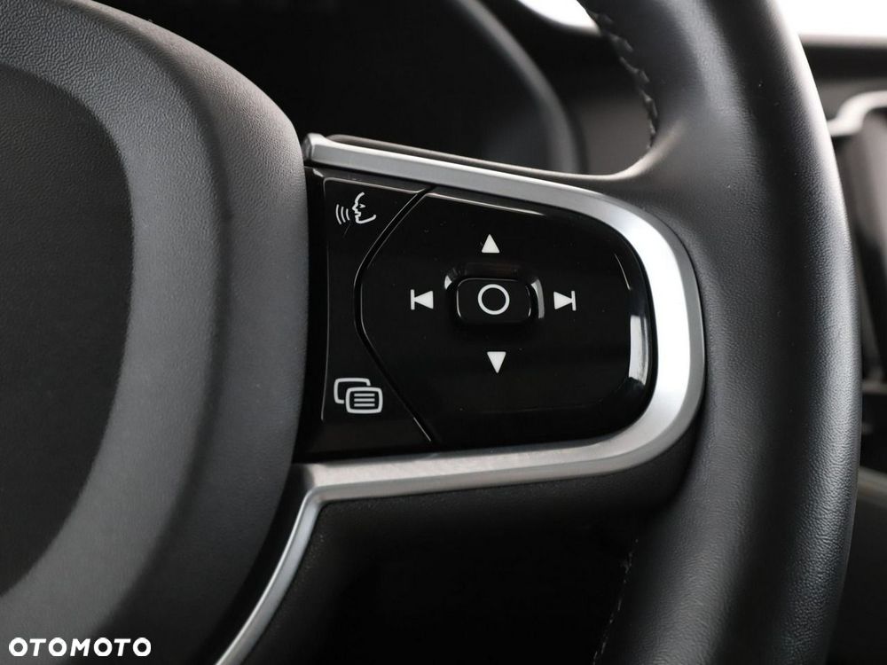 Volvo XC 90 - 32