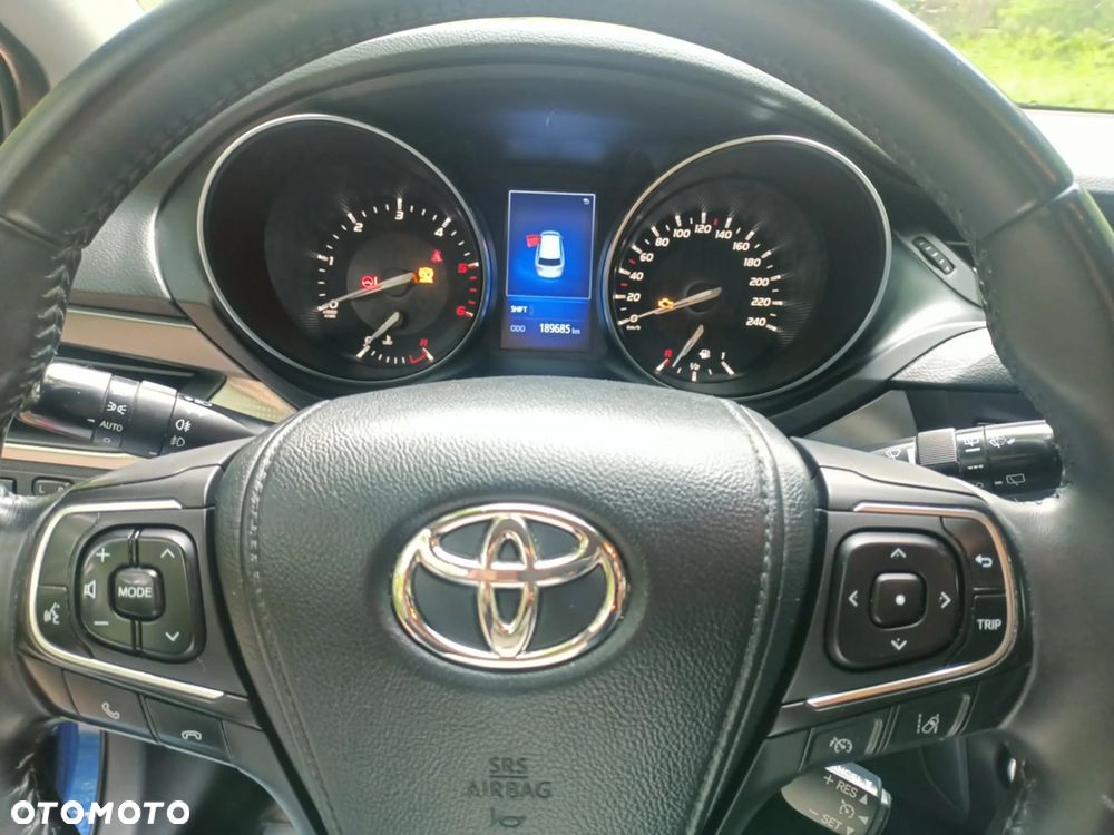 Toyota Avensis 2.0 D-4D Active Business - 8