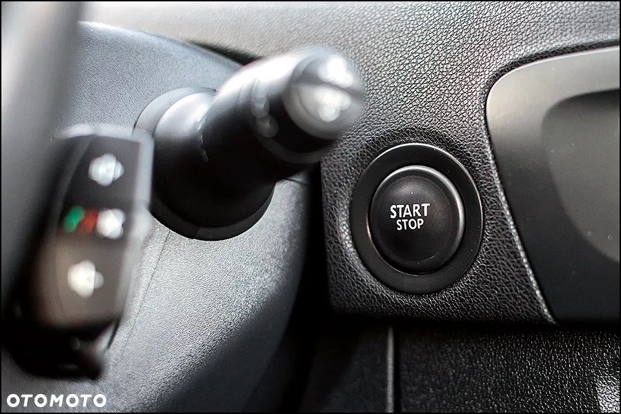 Renault Grand Scenic - 30