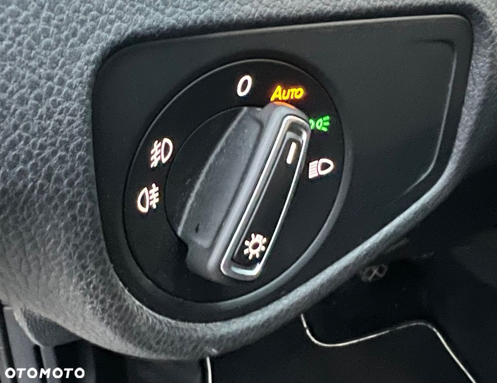 Volkswagen Golf 1.5 TSI BMT Highline - 16