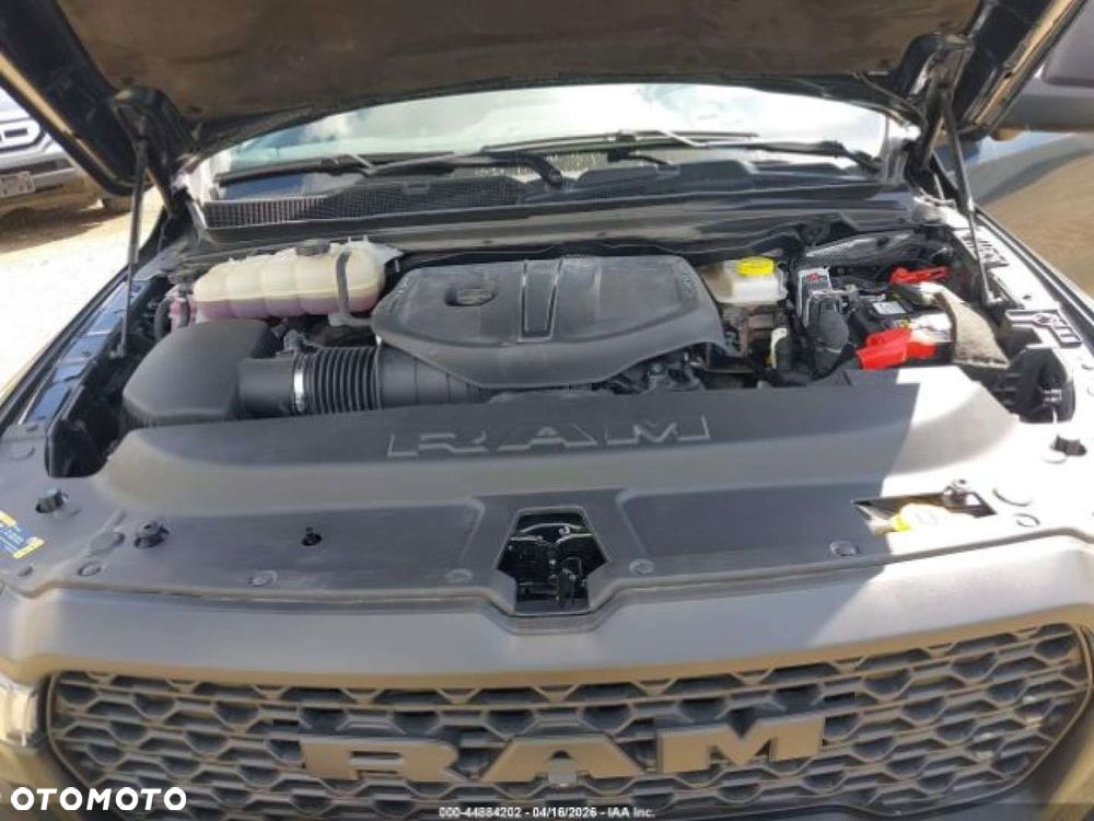 RAM 1500 - 9