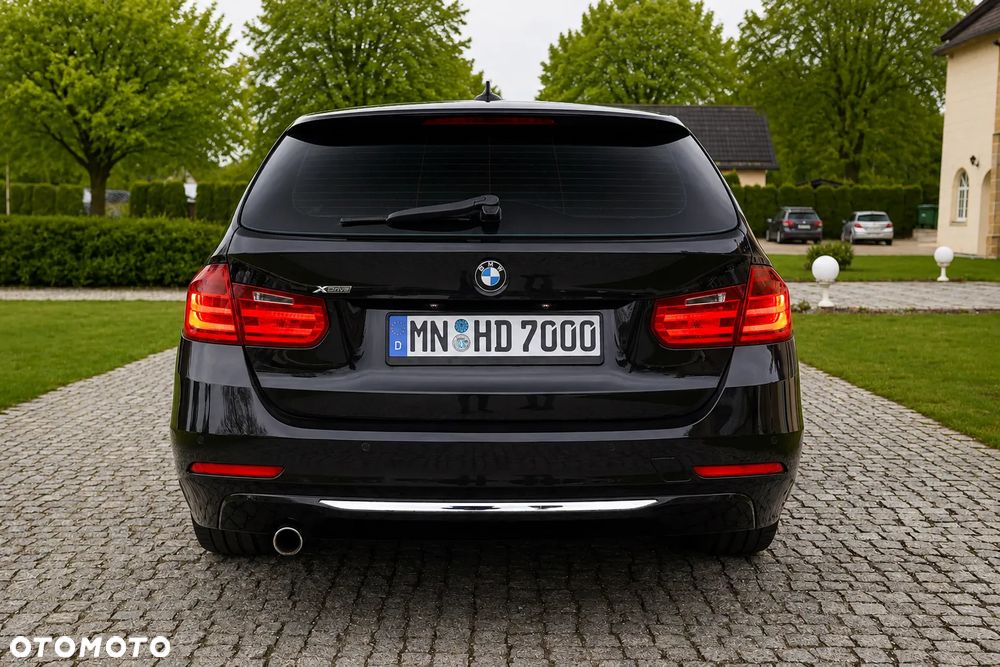 BMW Seria 3 320d xDrive Sport-Aut Luxury Line - 9
