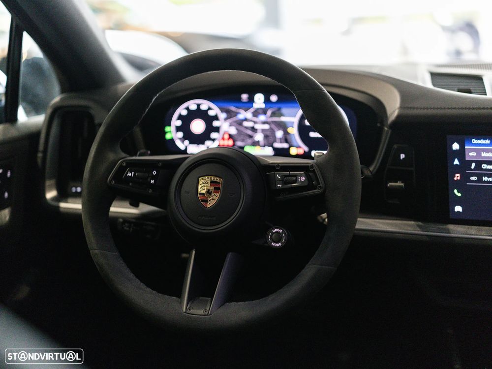 Porsche Cayenne Coupé E-Hybrid - 40
