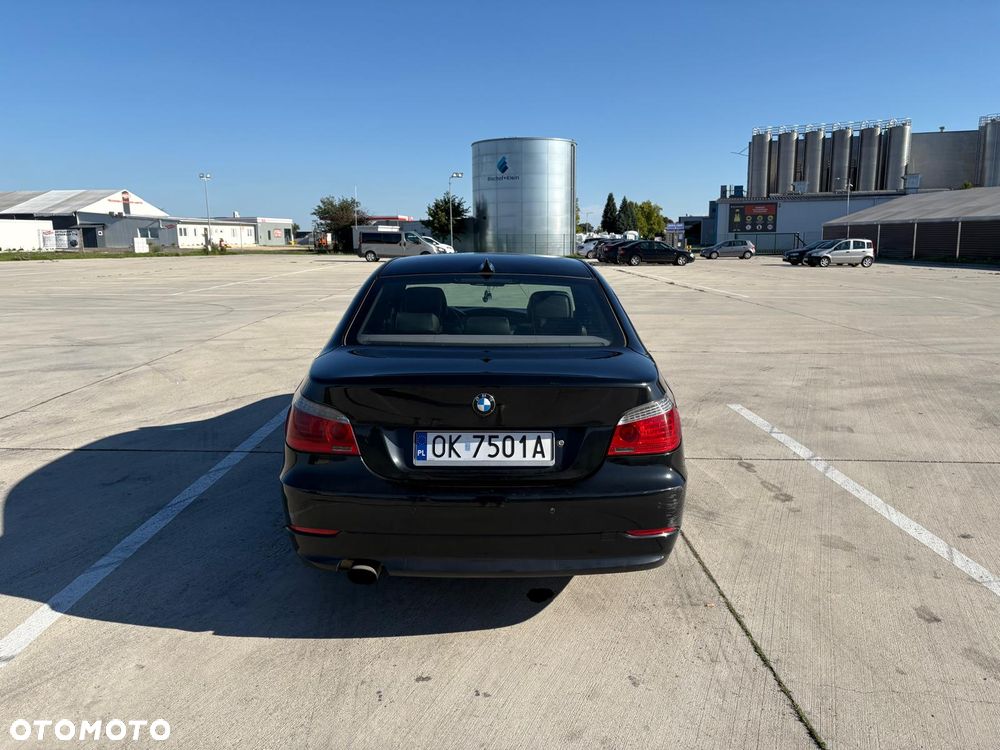 BMW Seria 5 520d - 4