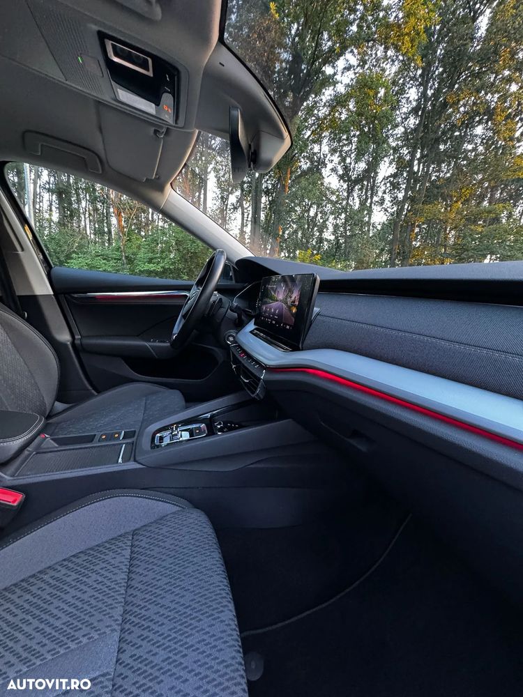 Skoda Octavia 2.0 TDI DSG Style - 31