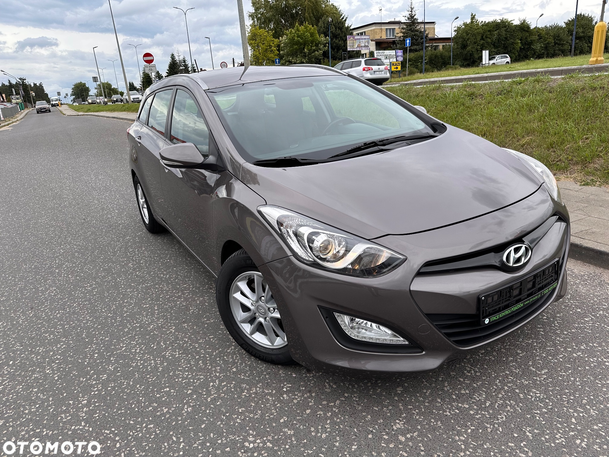 Hyundai i30 1.6 CRDi BlueDrive Premium - 8