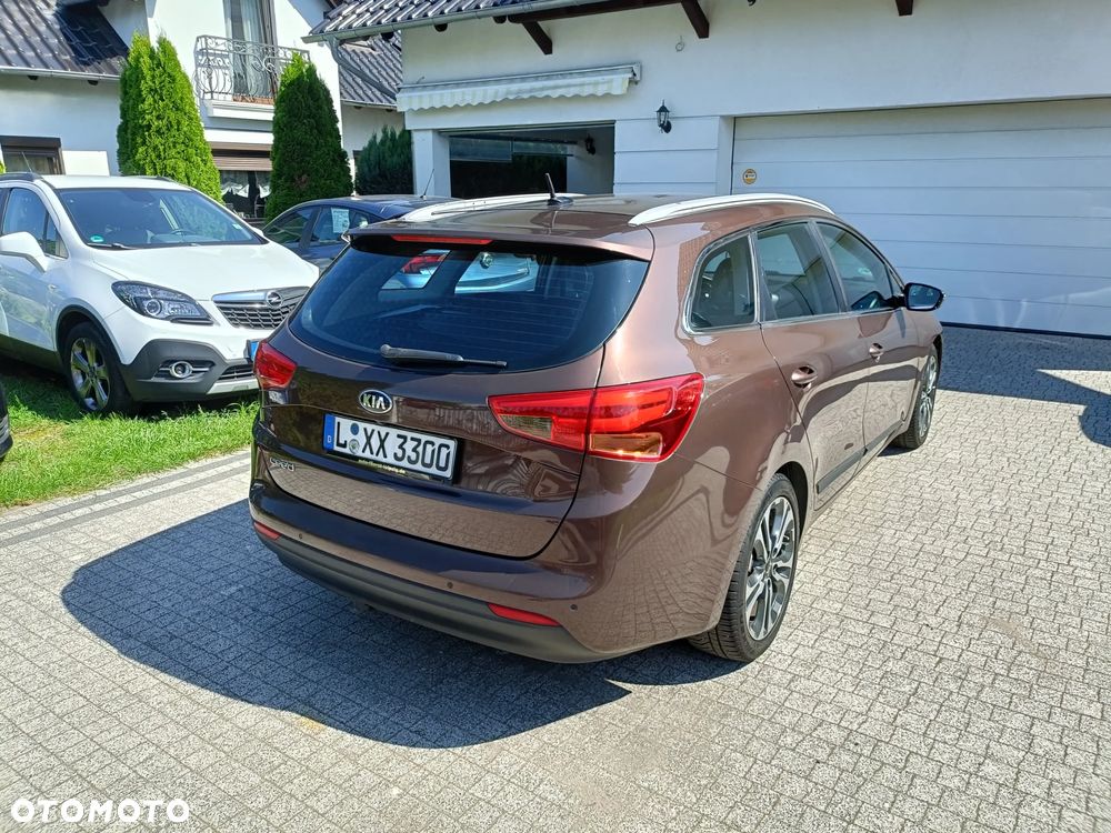 Kia Ceed 1.6 GDI Platinum Edition - 11