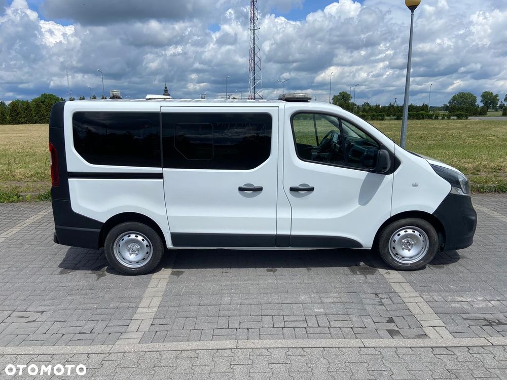 Opel Ambulans Karetka vivaro - 5