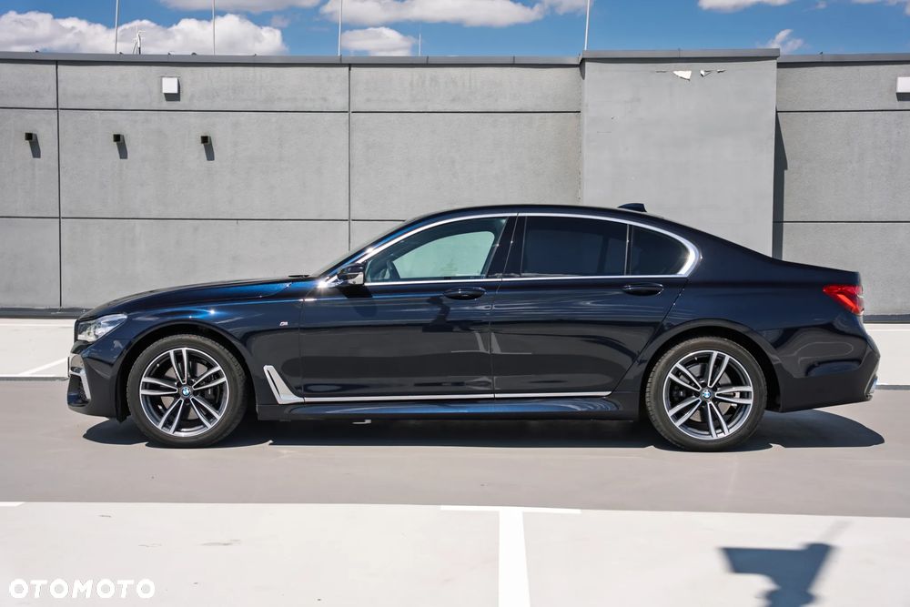 BMW Seria 7 730d sport - 2