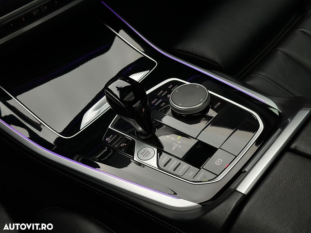 BMW X5 xDrive30d xLine - 11