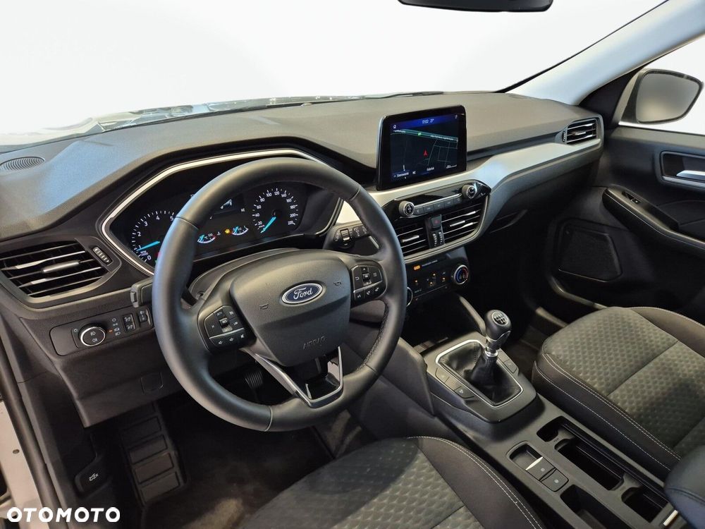 Ford Kuga - 12