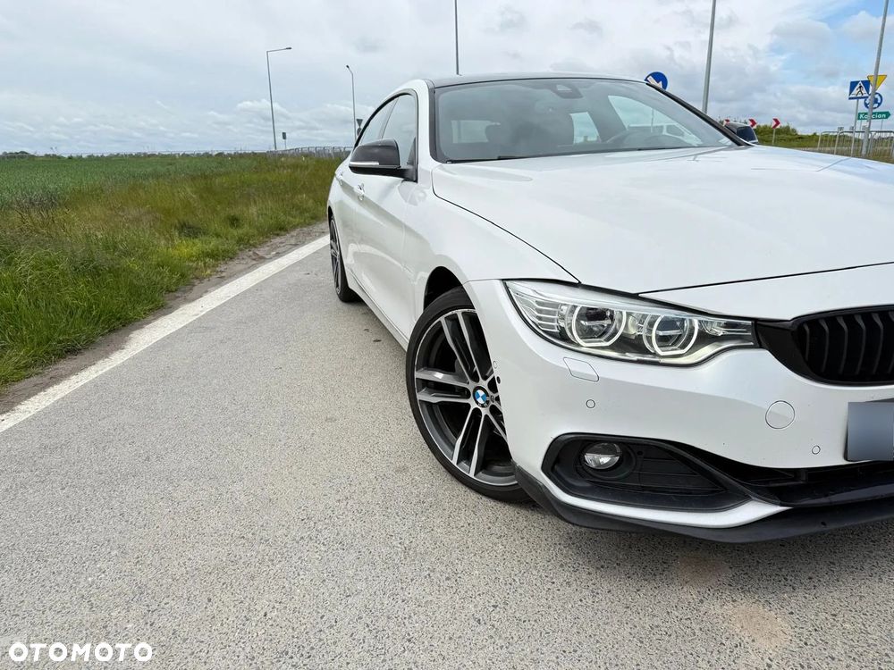BMW Seria 4 ver-m440i-gran-coupe - 16