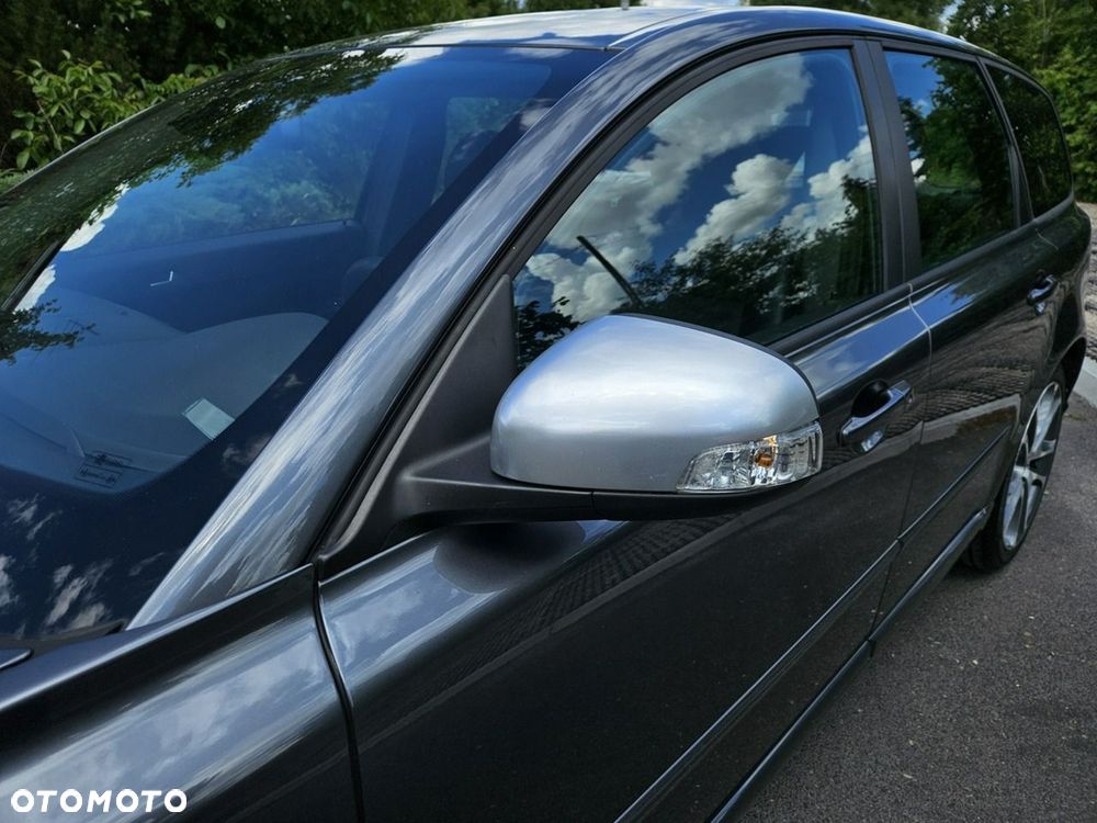 Volvo V50 DPF D2 Summum - 23