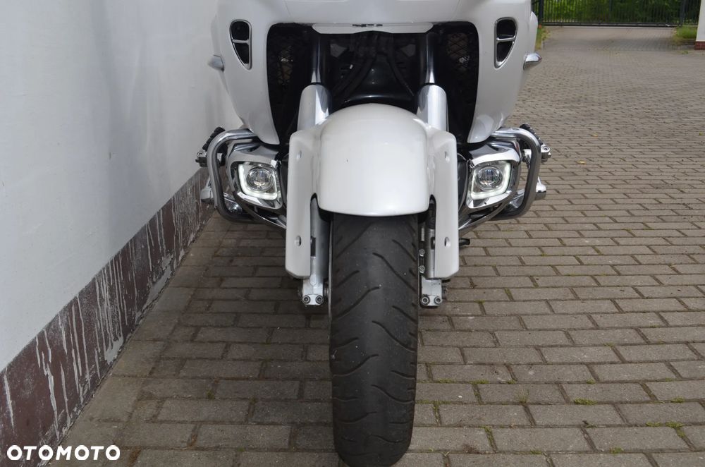 Honda GL - 16