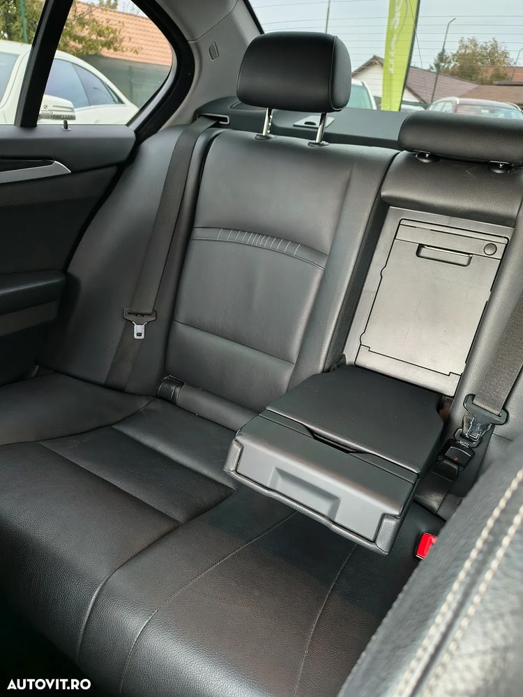 BMW Seria 5 530d Aut. Luxury Line - 16