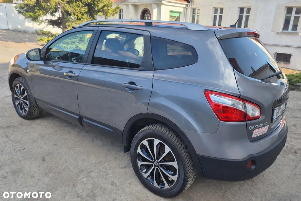 Nissan Qashqai+2 - 2