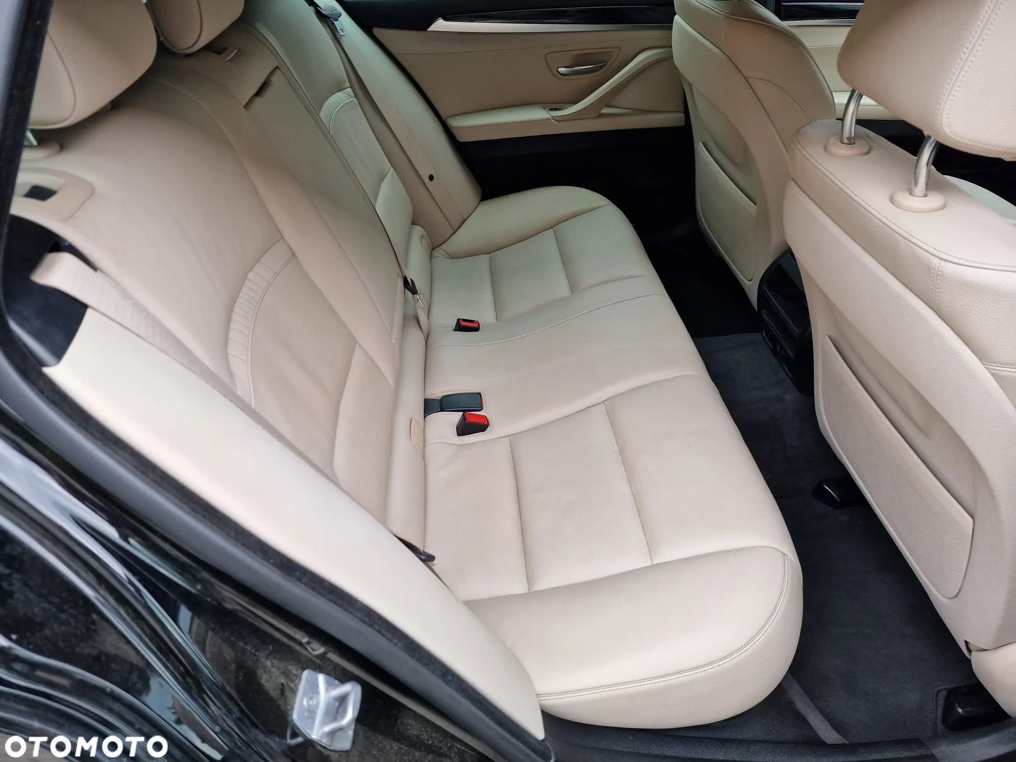 BMW Seria 5 525d xDrive Touring Sport-Aut Luxury Line - 19