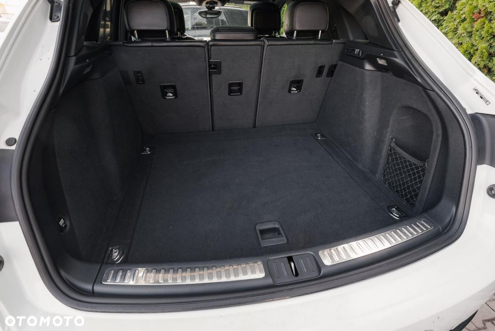 Porsche Macan S - 38