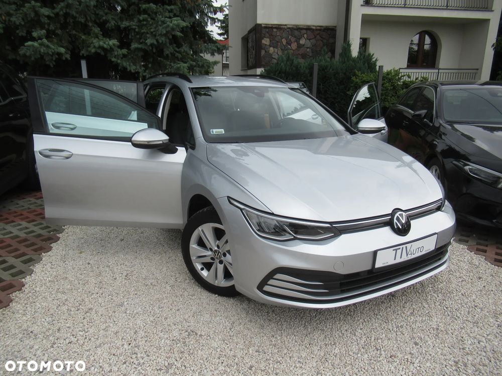 Volkswagen Golf VIII 1.5 TSI EVO Life - 36